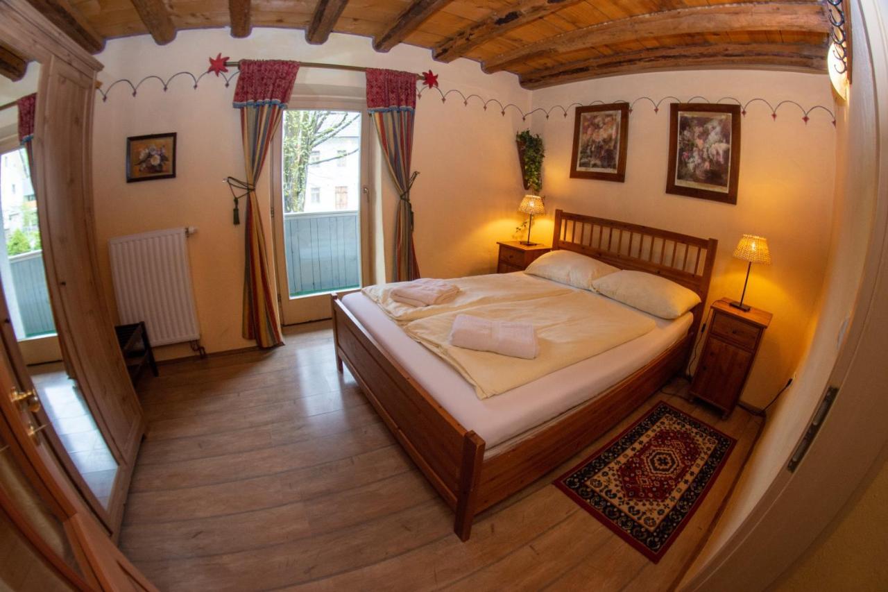 קרנייסקה גורה Apartments Belopeski Dvori מראה חיצוני תמונה