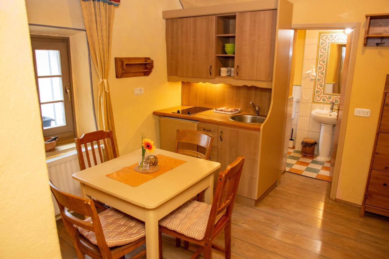 קרנייסקה גורה Apartments Belopeski Dvori מראה חיצוני תמונה